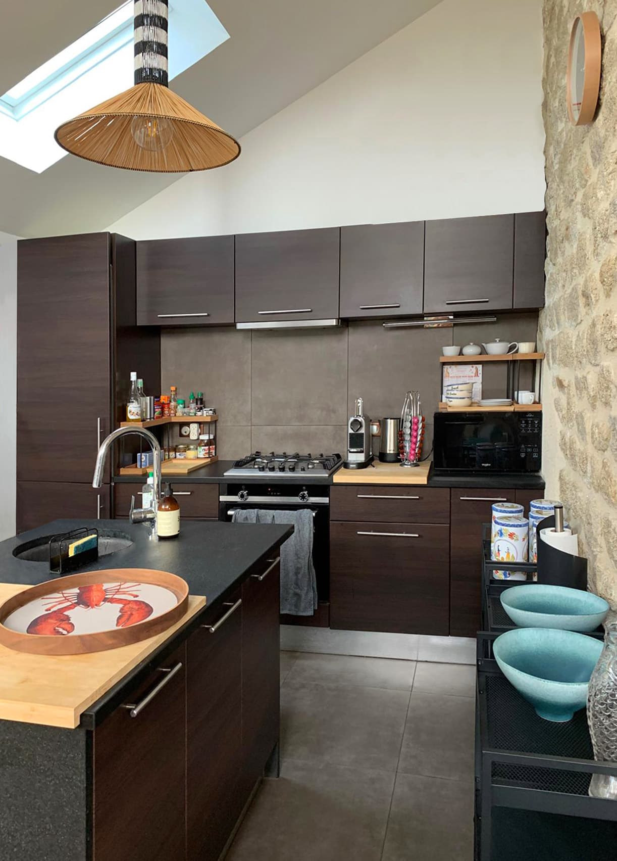 Cuisine équipée de la maison.